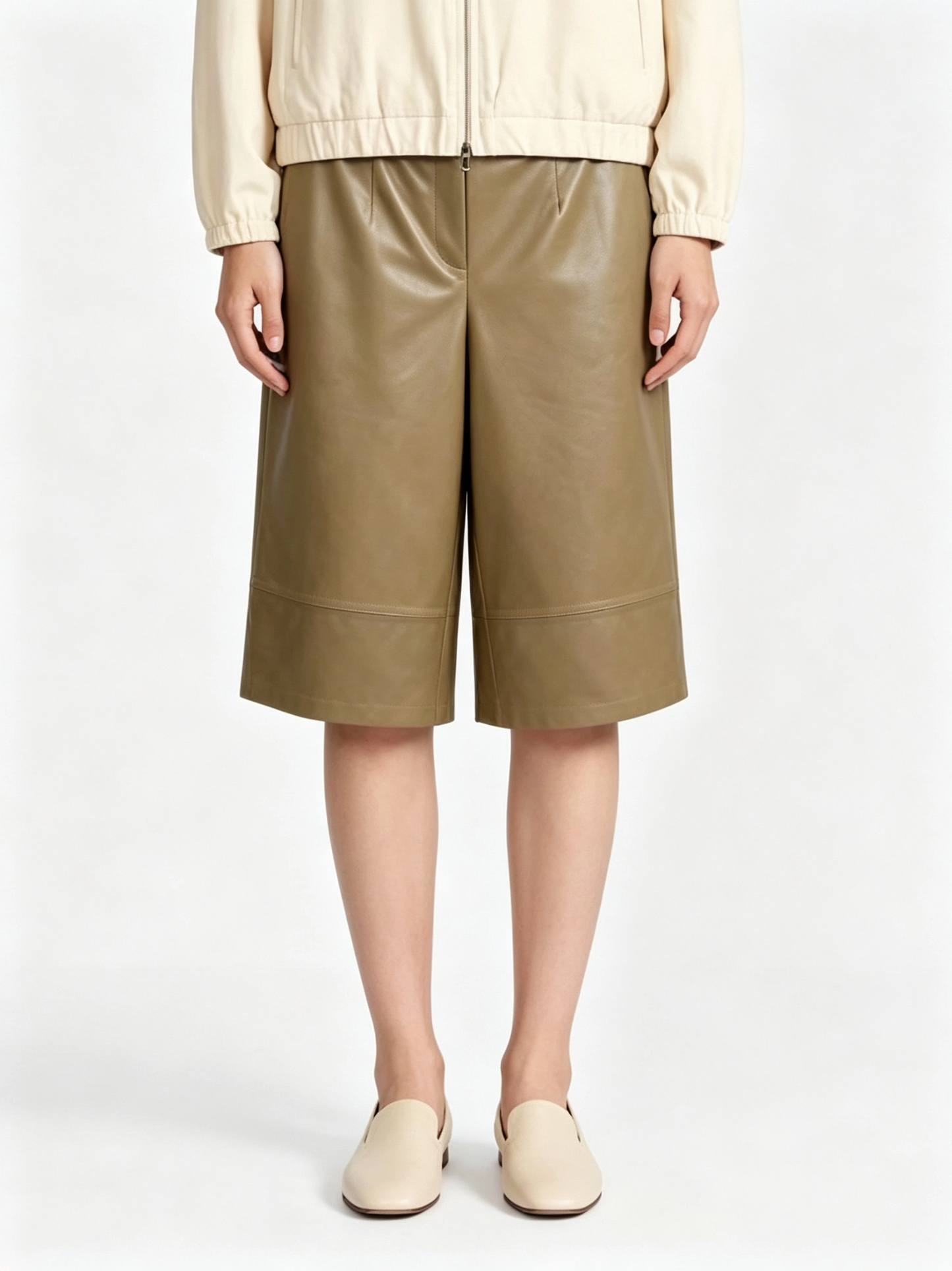 STRAIGHT LEATHER SHORT