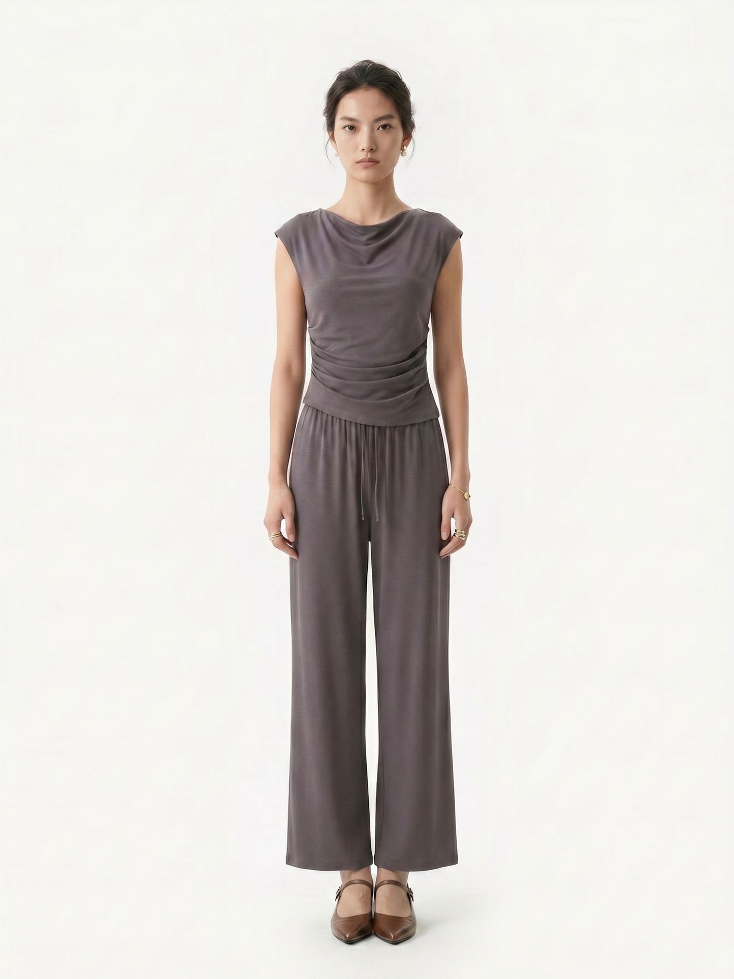 SLEEVELESS TOP & STRAIGHT PANTS SET
