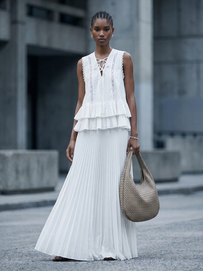 V-NECK RUFFLE SLEEVELESS TOP